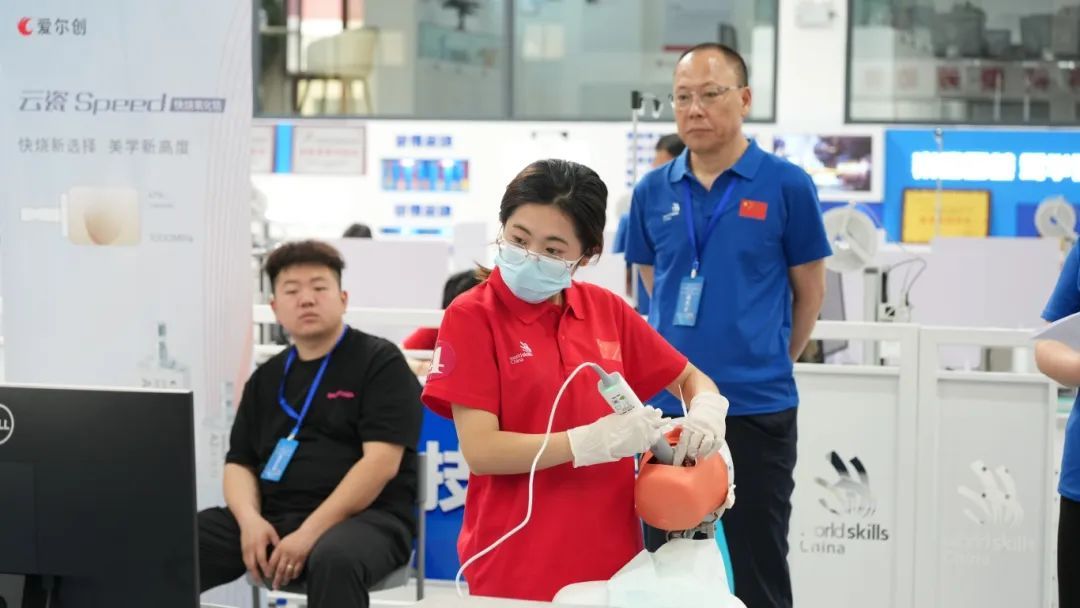 以賽促學(xué)展風(fēng)采 技能報國正當(dāng)時——中華人民共和國職業(yè)技能大賽吉林省選拔賽在長春科技學(xué)院開賽